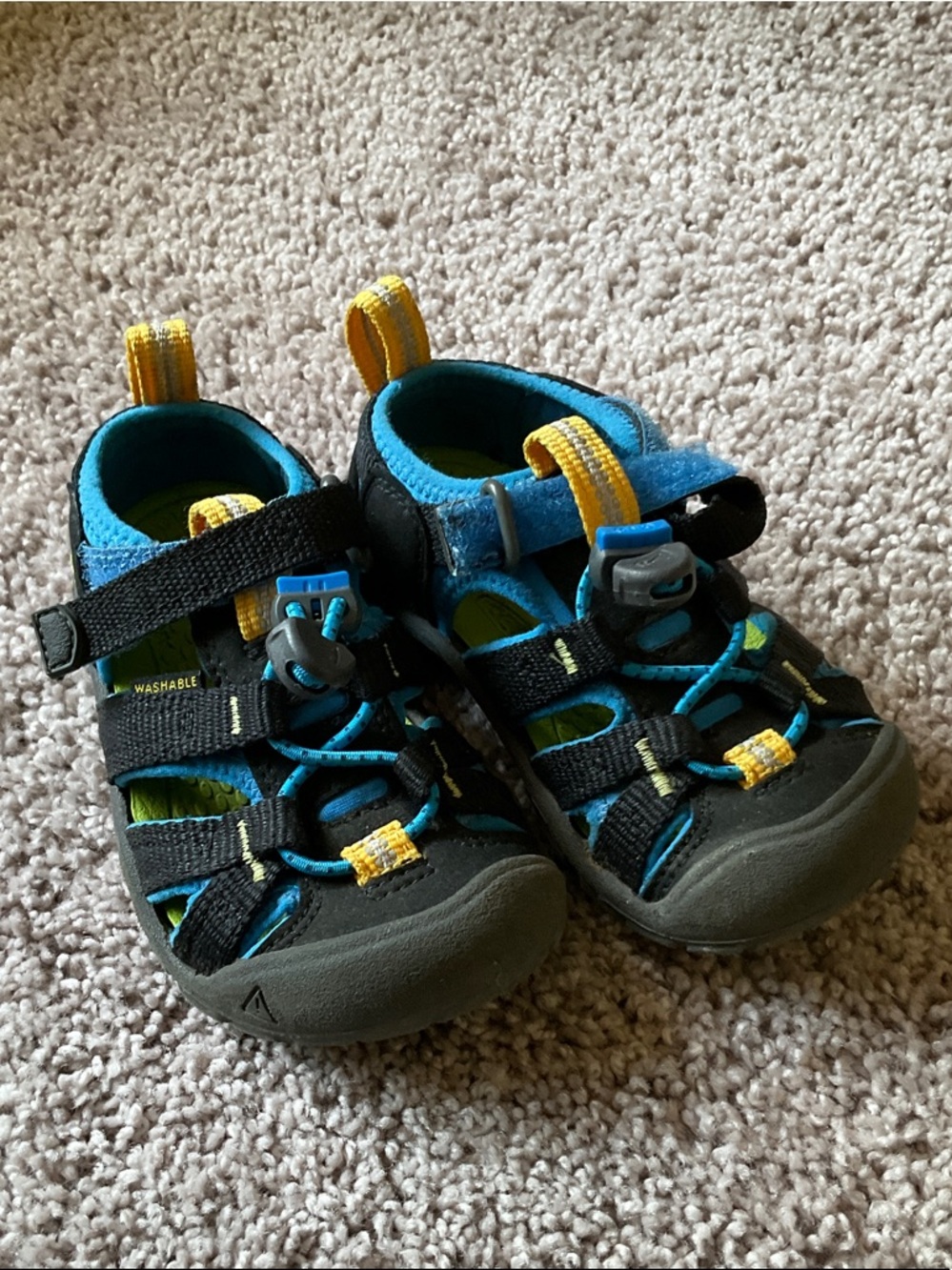 KEEN Kids Blue/Black/Yellow Sandals size 8
